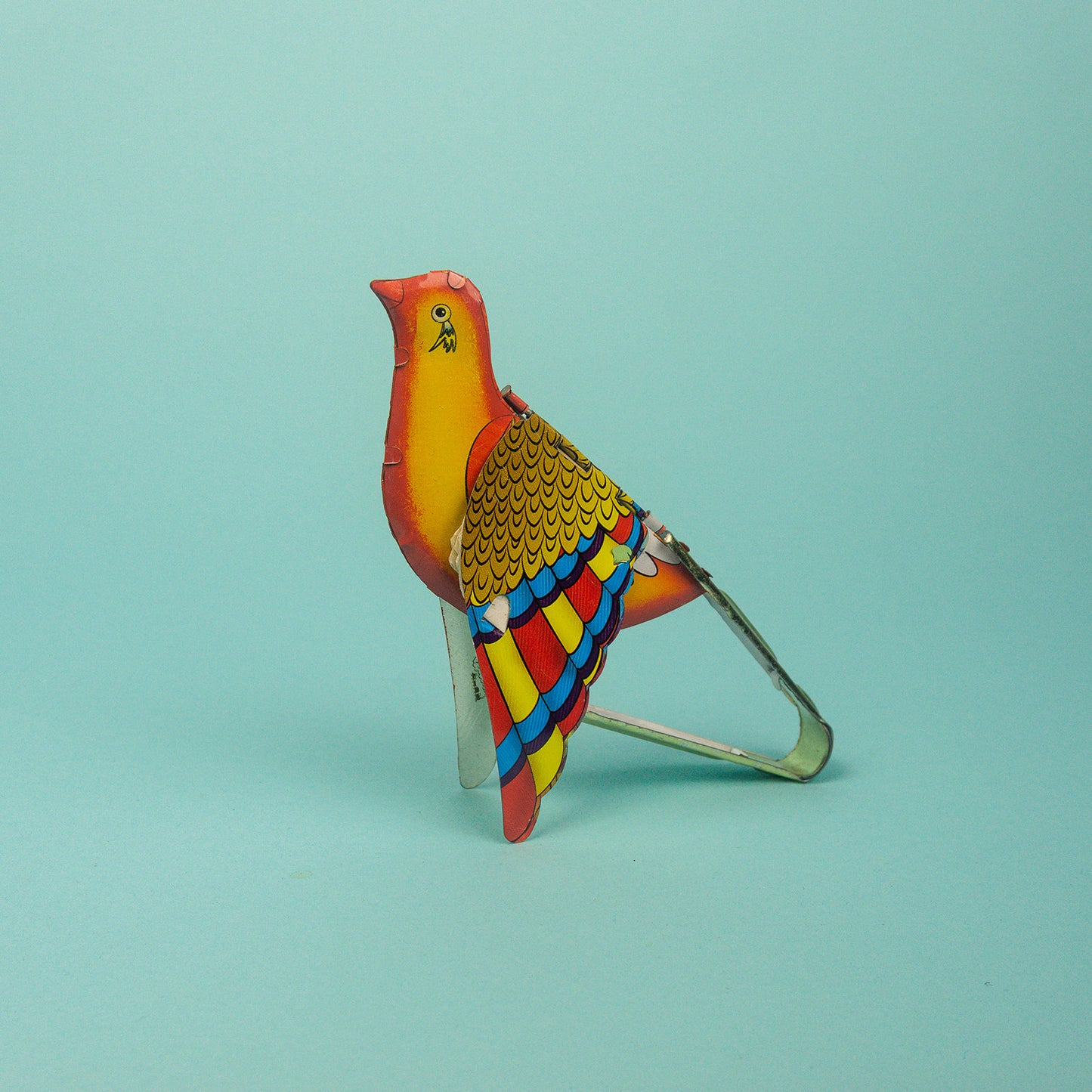 whistling sparrow bird Tin toy